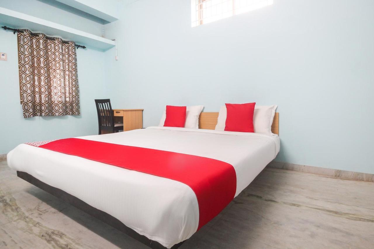 Oyo Flagship 48158 Ss Towers Hotell Podanur Eksteriør bilde