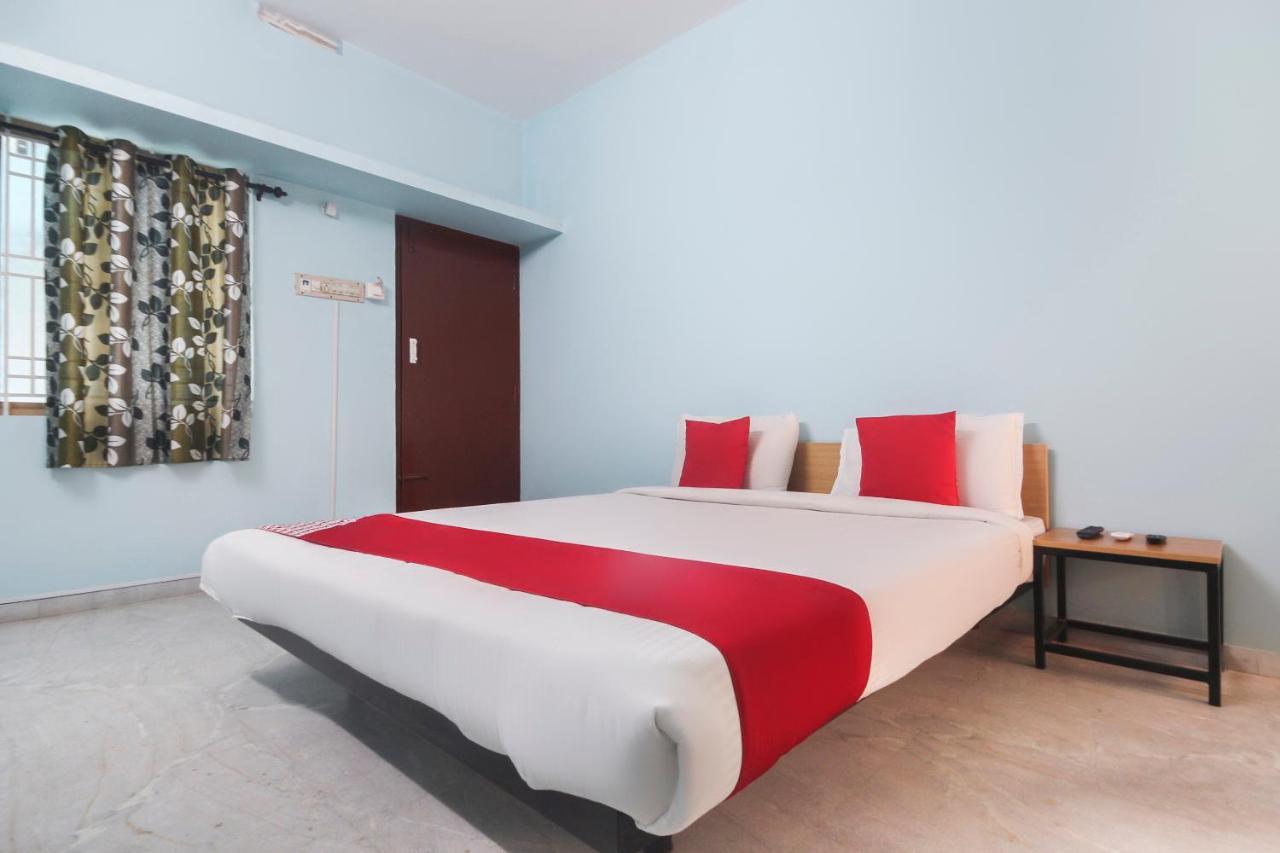 Oyo Flagship 48158 Ss Towers Hotell Podanur Eksteriør bilde