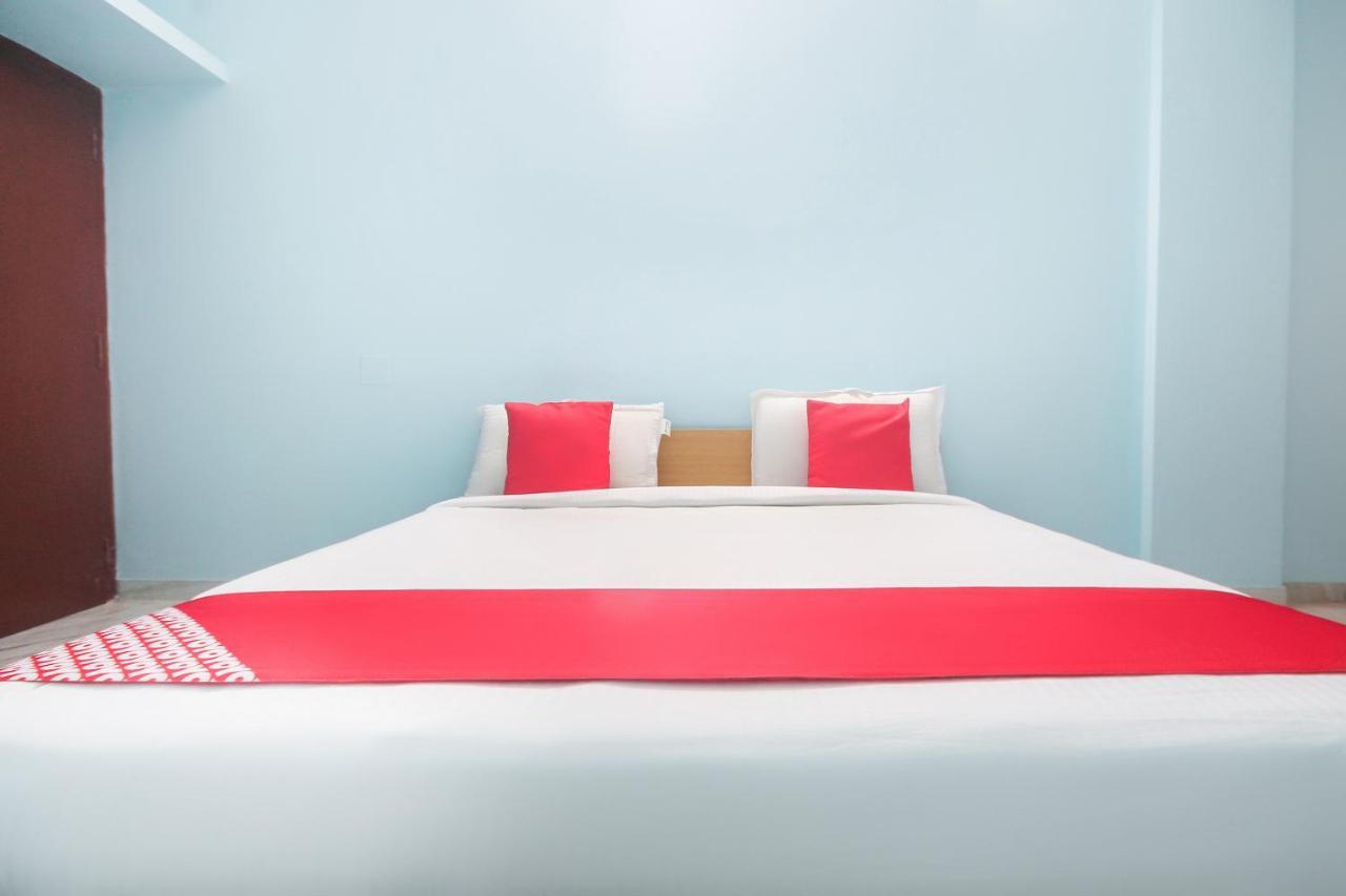 Oyo Flagship 48158 Ss Towers Hotell Podanur Eksteriør bilde